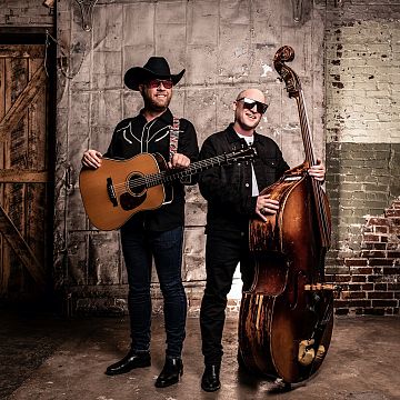 CONWAY ENTERTAINMENT GROUP SIGNS DAILEY & VINCENT FOR EXCLUSIVE TOURING REPRESENTATION