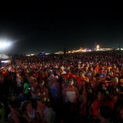 1276532125Bama_Jam_Crowd_400_x_400